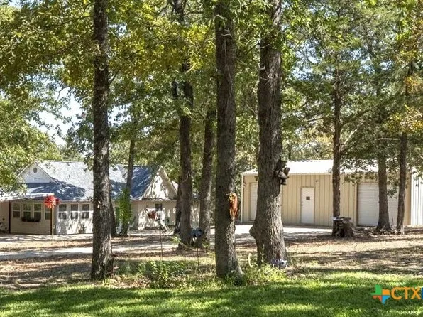 220 Clydesdale Dr, Dale, TX 78616