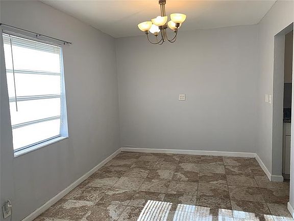 2nd image of 539 NE 14th Pl #1