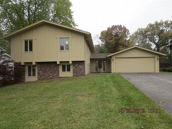 2nd image of 4919 Crofton Dr