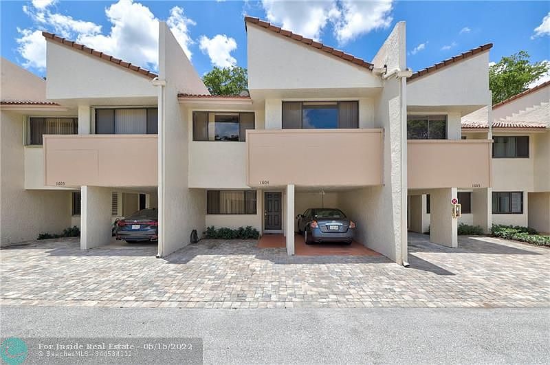 1st image of 1604 Cypress Pointe Dr #1604