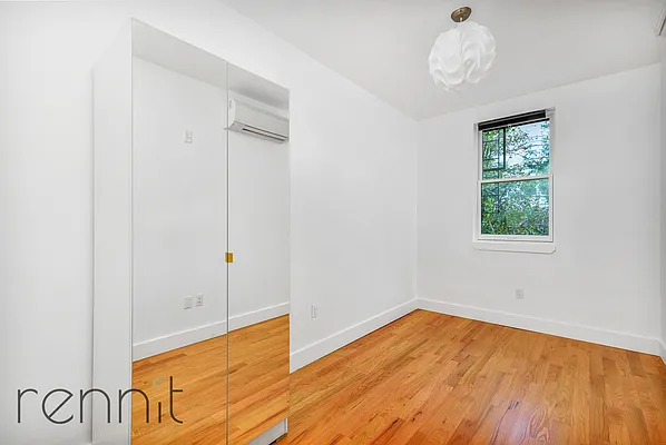 Rented by Rennit Inc. | media 4