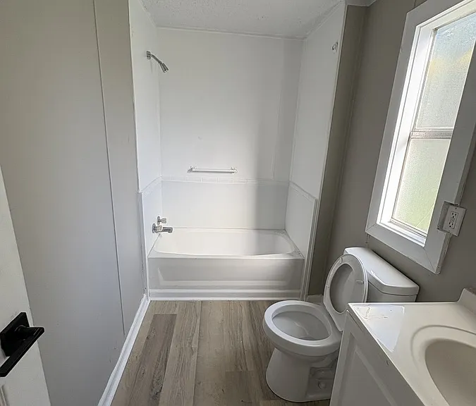 1305 N Floyd St #39 — Photo 7