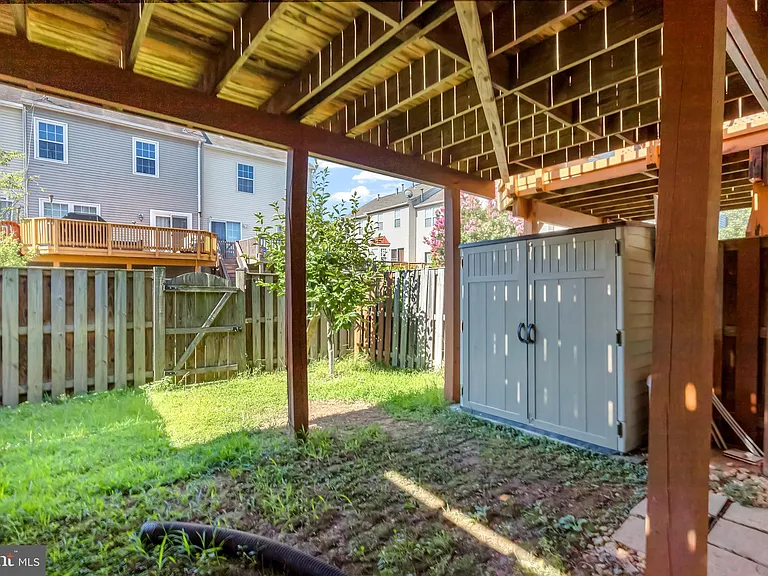 13129 Englishwood Ln — Photo 40