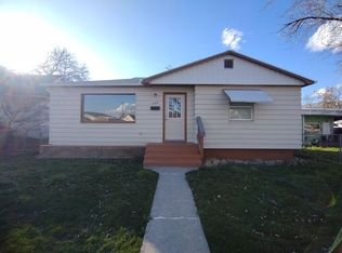 420 11th St, Clarkston, WA 99403