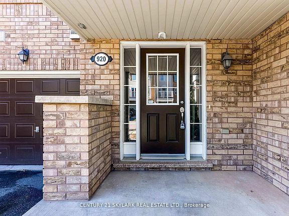 4th image of 920 Deverell Pl