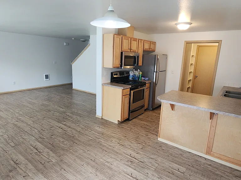 8519 110th St E #B — Photo 8