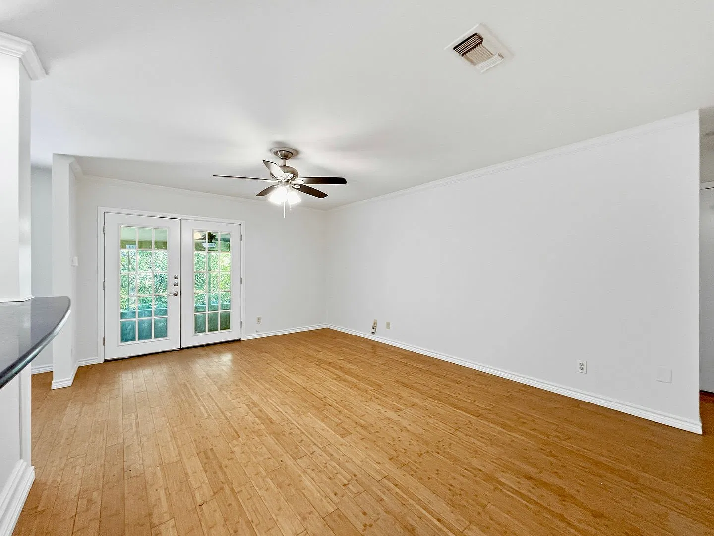 Updated South Austin Rental | 3 Bedrooms | Private Backyard | 78745 — Photo 4