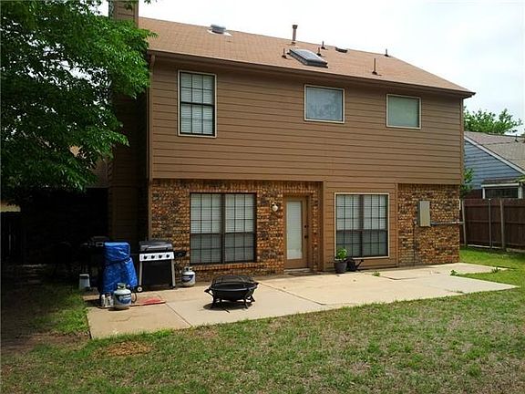 5th image of 626 Berkley Dr