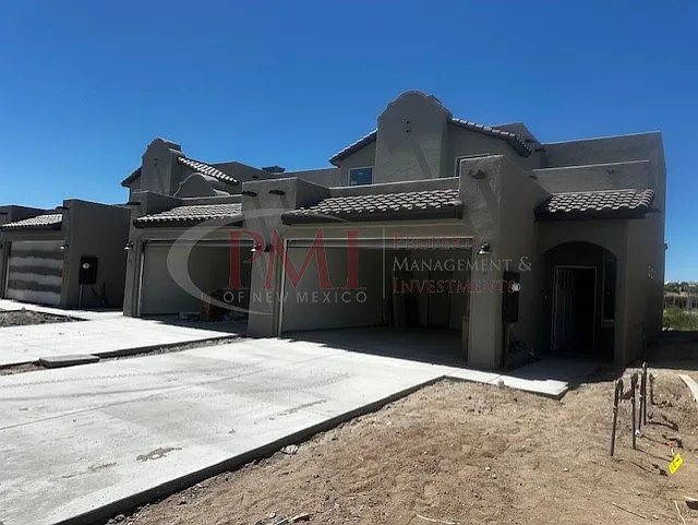 1323 Mission Nuevo Dr #D — Photo 2