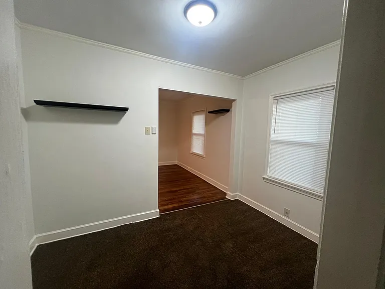 845 S Graham St — Photo 6