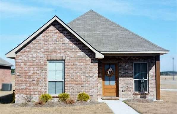 1st image of 25385 Black Lake Ave