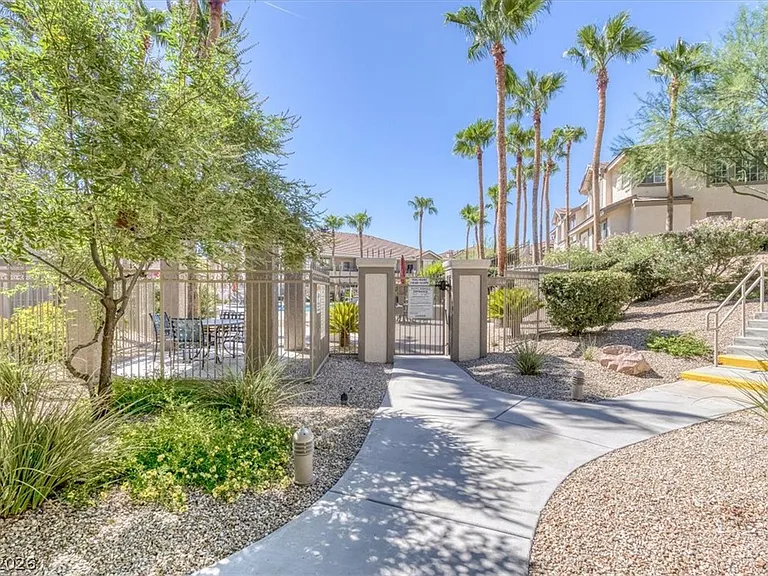 9901 Trailwood Dr #1103 — Photo 36