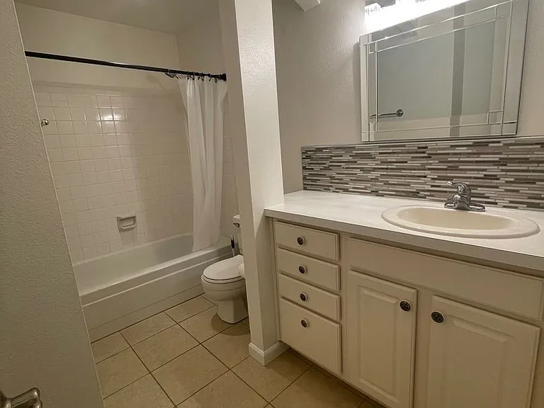 810 Tenderfoot Hill Rd #202 — Photo 12