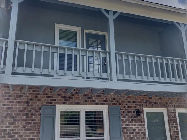 1004 Monticello Dr, Charleston, SC 29412