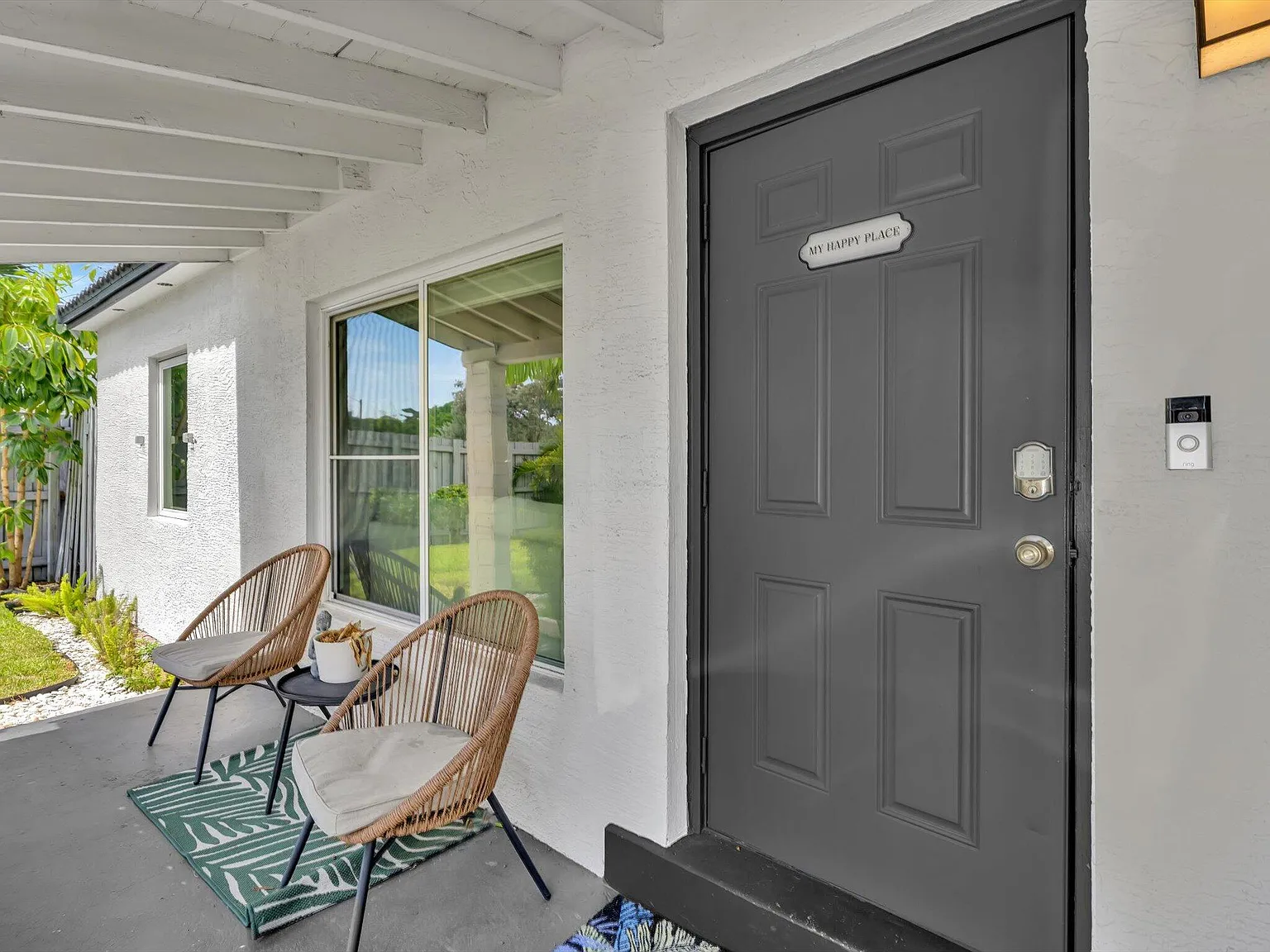 3 bed, 2.0 bath, 1016 sqft, $3,249 — Photo 2