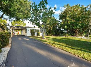 16 Kings Rd #A-16, Naples, FL 34112