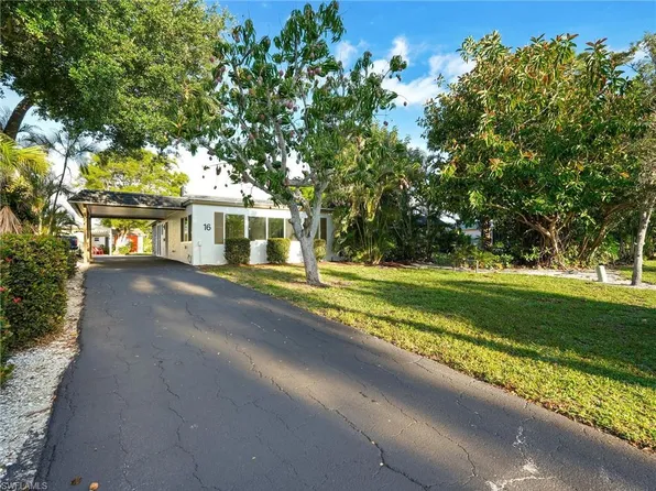 16 Kings RD #A16, NAPLES, FL 34112