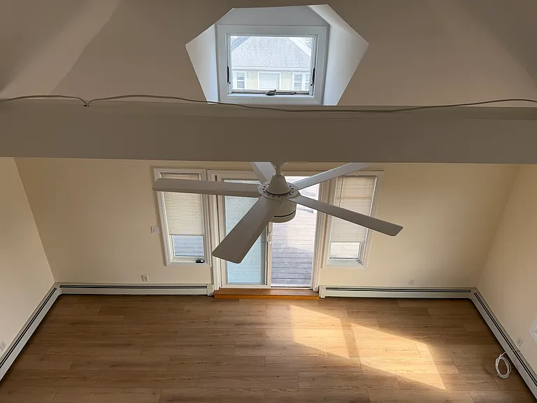 39 Indiana Ave #2 — Photo 12