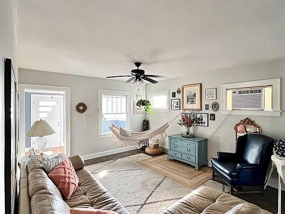 5th image of 8309 Bancroft Ave