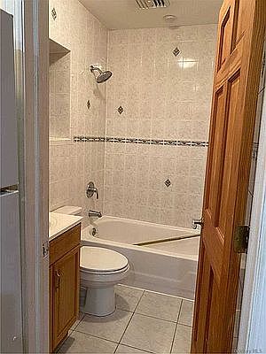 4th image of 91-09 Eldert Ln #1R