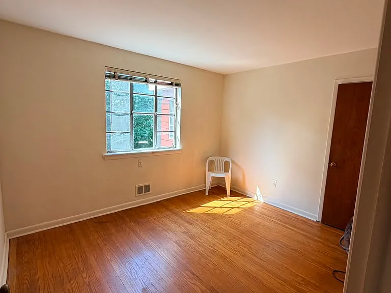 4022 W Chester Pike — Photo 10