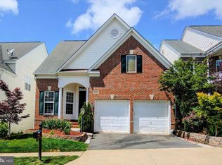 8186 Usher Dr, Lorton, VA 22079