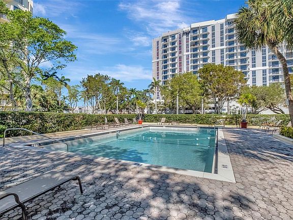 3rd image of 11111 Biscayne Blvd #7E