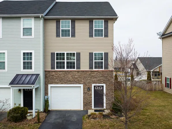39 Carmody Ct, Martinsburg, WV 25404