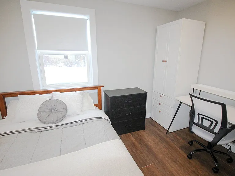 230 Bryant Ave — Photo 89
