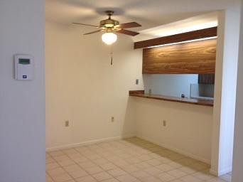 3rd image of 1422 14th Ct #16B