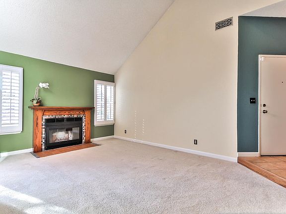3rd image of 5322 Borneo Cir