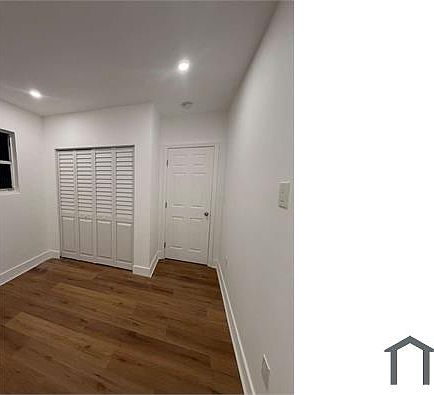 5th image of 1236 NW 4th Ave #6