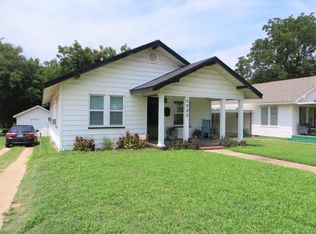2020 S 15th St, Chickasha, OK 73018