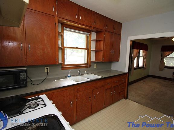 5th image of 7148 Thurston St