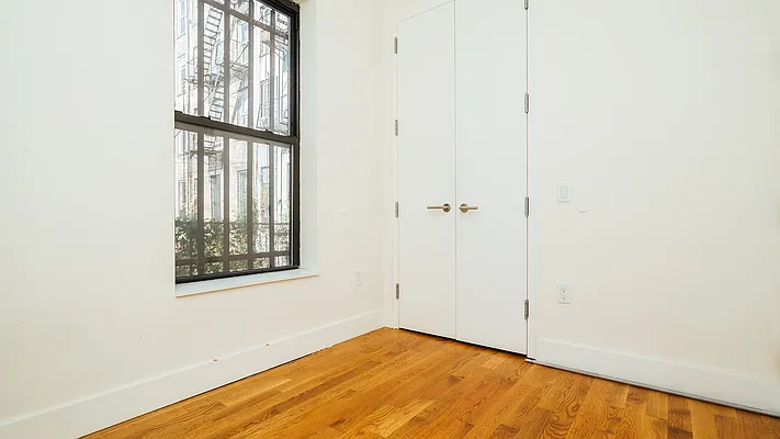 Rented by Nooklyn NYC LLC | media 6