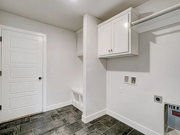 19804 Canning Ct — Photo 31