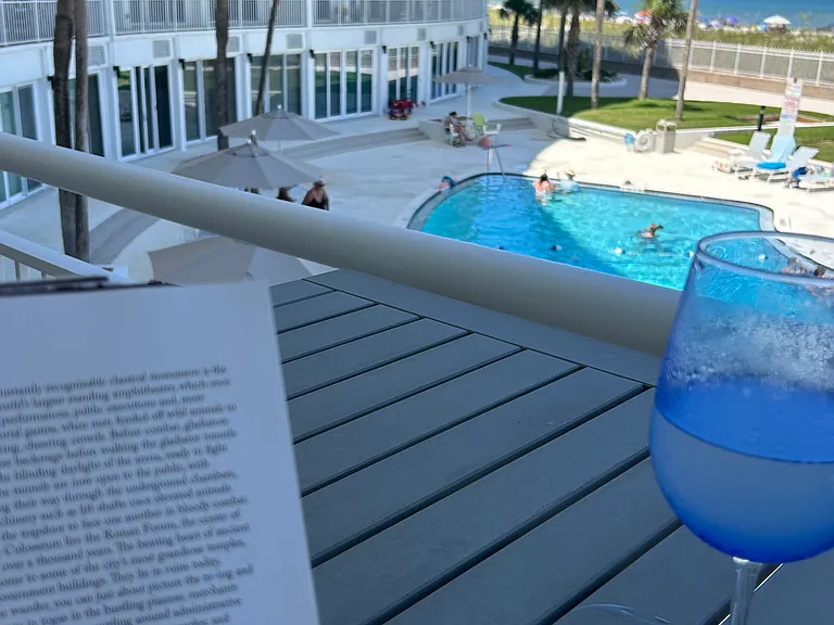 1601 Ocean Dr S #110 — Photo 34