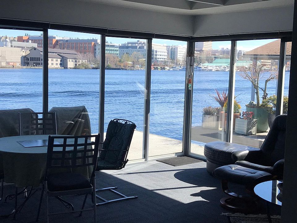 1st image of 3254 Portage Bay Pl E #A
