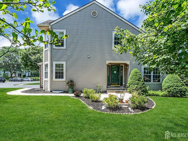 1506 Pinhorn Dr — Photo 22