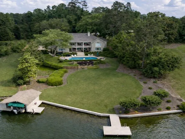 6 Cascade Rd, Columbus, GA 31904