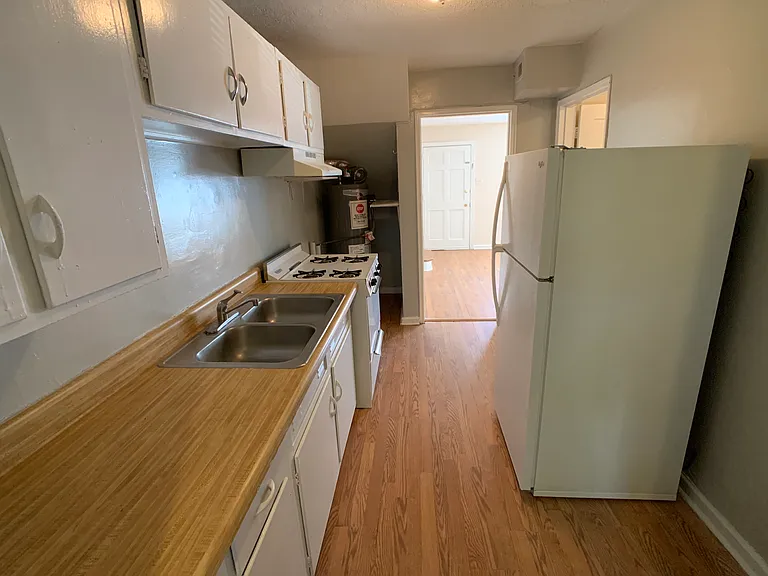 1683 Valley Ave — Photo 19