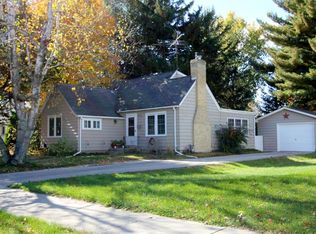 129 S Main St, Walworth, WI 53184