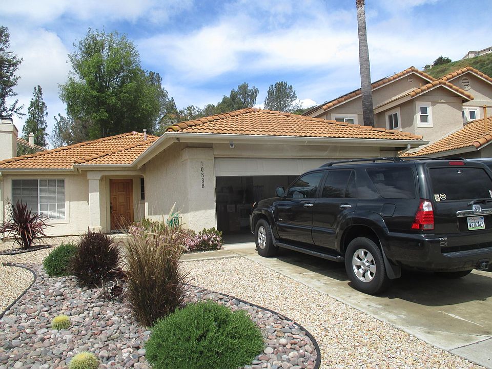 1st image of 10888 Avenida De Los Lobos