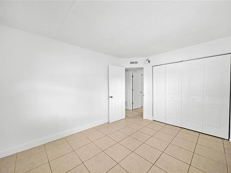 702 Michigan Ct #1 — Photo 15