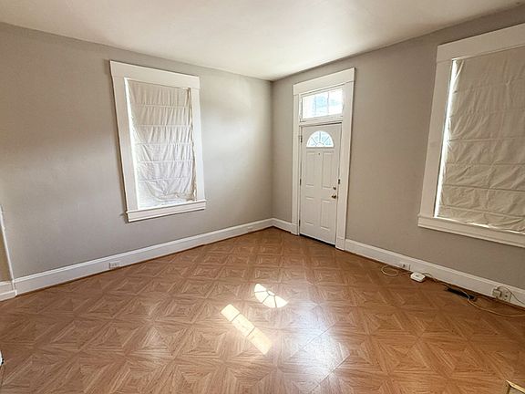 5th image of 2902 Jefferson Ave Unit 1