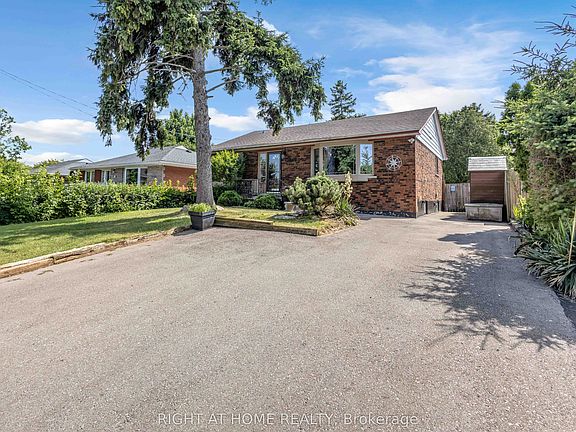 2nd image of 1404 Bunnell Dr