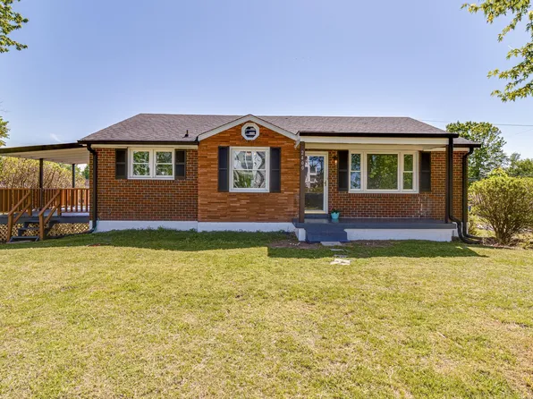 2400 Lakeshore Dr, Old Hickory, TN 37138