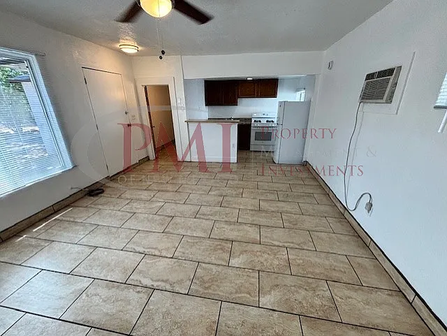 515 E. Las Cruces Avenue Apt. B — Photo 11