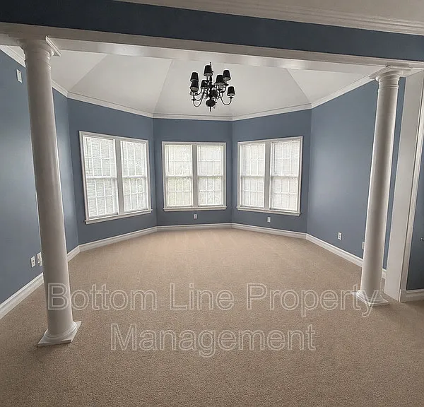 8045 Talcott Dr — Photo 19