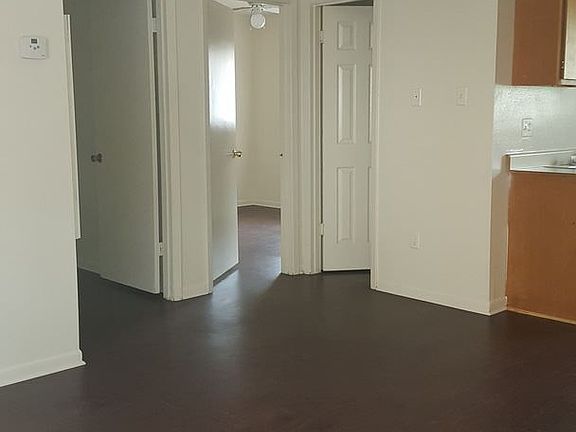 2nd image of 400 1st St APT A